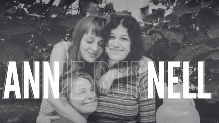 Lire la suite à propos de l’article ANNIE BURNELL ET SON NOUVEL ALBUM « LEANING IN » , EN DIRECT DU MARCHÉ DE NOËL ET NOTEZ BIEN VENDREDI 19 DÉCEMBRE 18h00 !!!