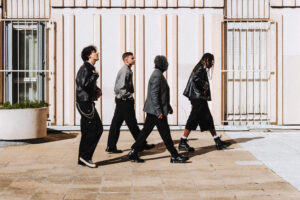 Lire la suite à propos de l’article MATT BASTARD DU GROUPE SKIP THE USE VOUS ATTEND AU FESTIVAL OUAILLE NOTE , BEYONCÉ FÊTE SON ANNIVERSAIRE ET VOS NOUVELLES SORTIES MUSICALES !!!